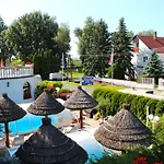 Steinhaus 4*