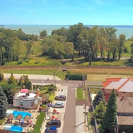 Steinhaus Bed & Breakfast 4*