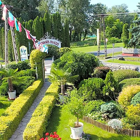 Steinhaus Bed & Breakfast