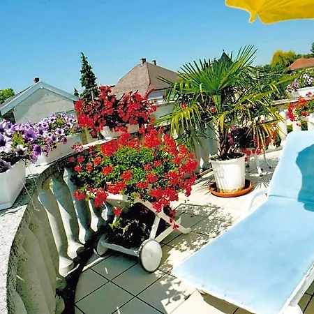Bed & Breakfast Steinhaus Keszthely
