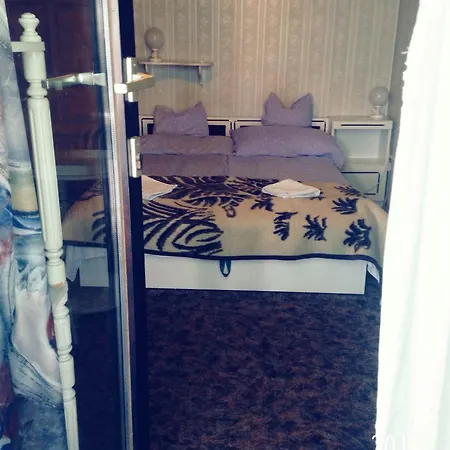 Steinhaus فندق مبيت وإفطار 2*