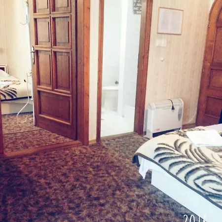 Steinhaus فندق مبيت وإفطار كيستاي